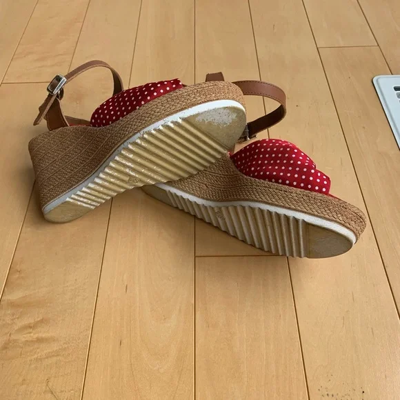 Wedge sandals - Picture 4 of 4